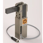 pneumatick&yacute; up&iacute;nač 